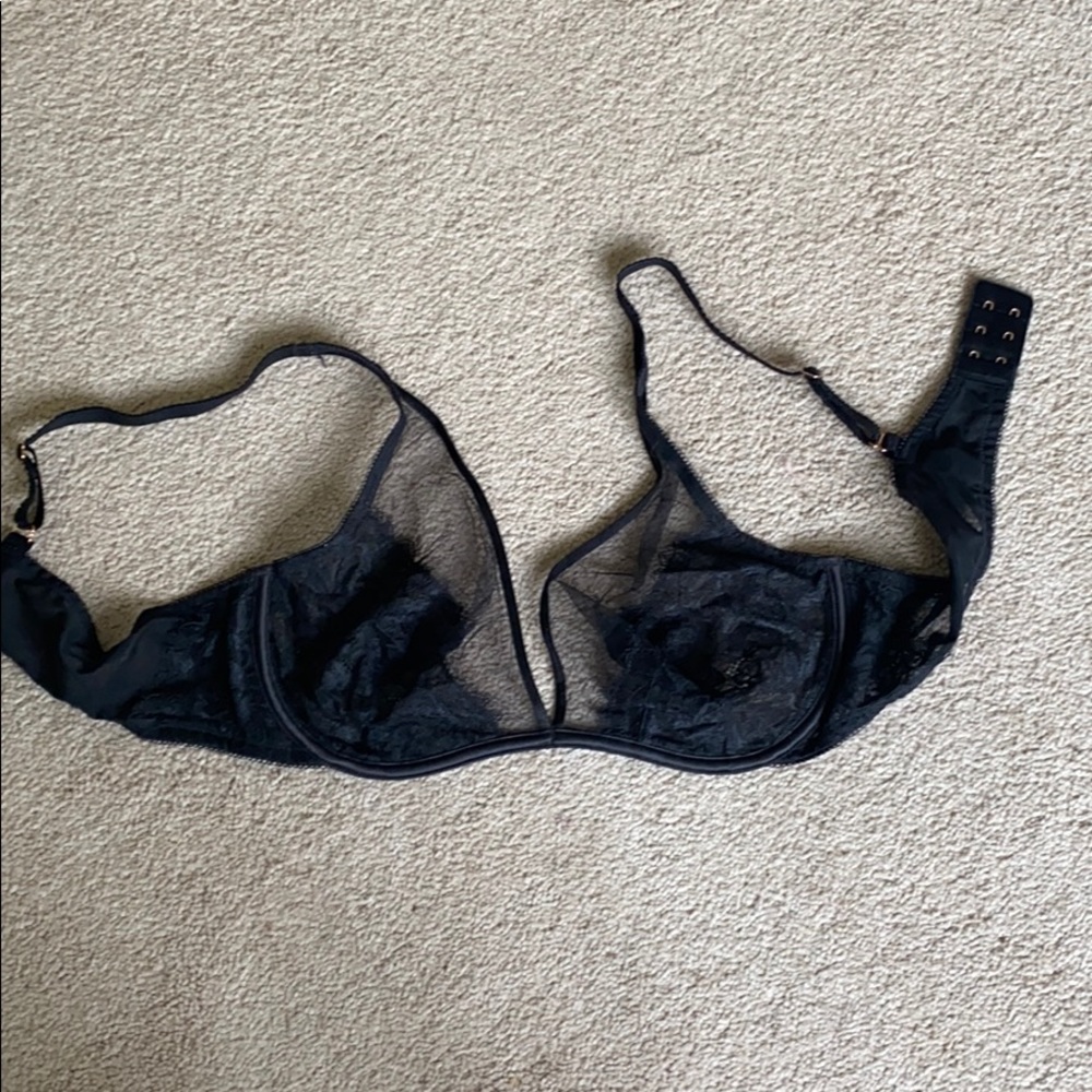 Soma breathtaking unlined plunge bra